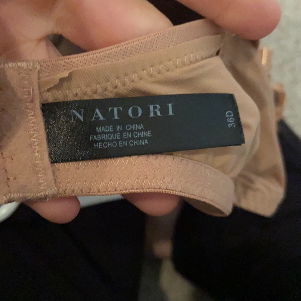 Natori nude bra sz 36D - Picture 3 of 5